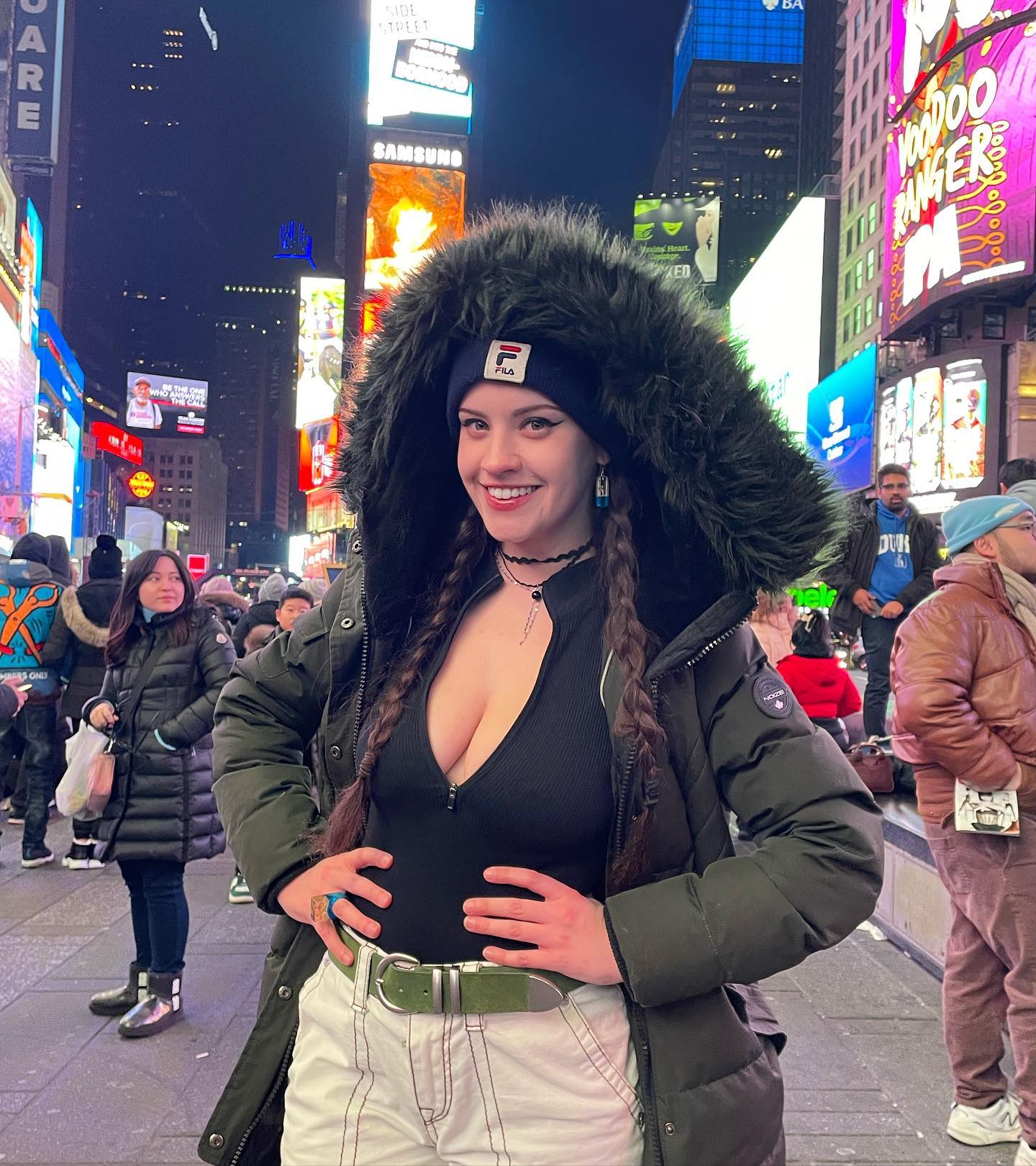 Quinn finite bio age career net worth height education 