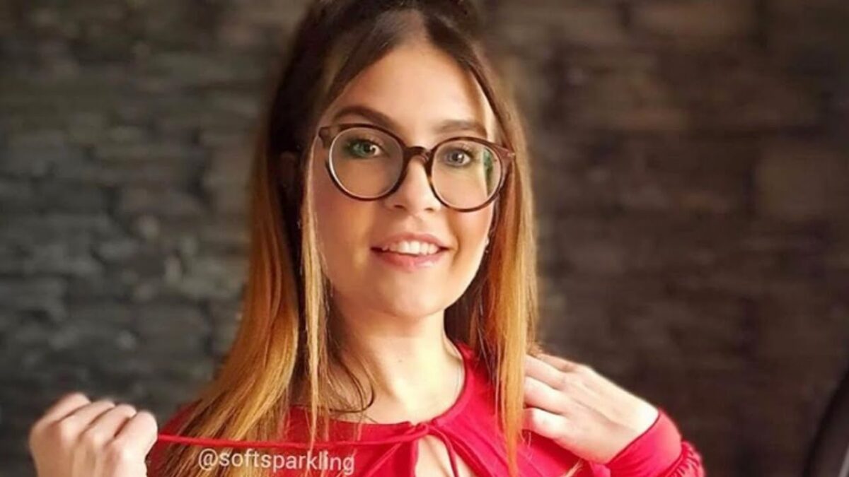 Leicht Perlig Bio, Age, Career, Net Worth, Height, Education, Boyfriend & More