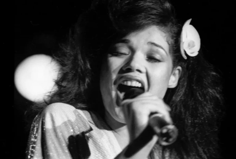 angela bofill net worth