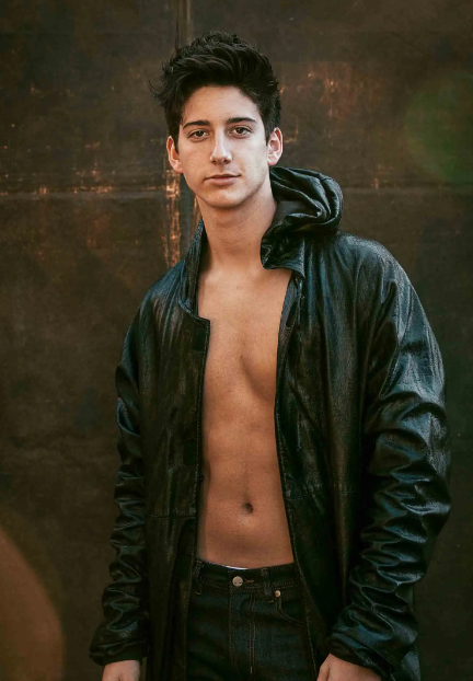 Milo Manheim Height