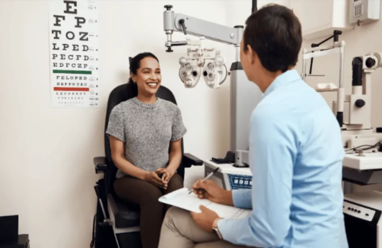 Why Your Child Should See a Licensed Optometrist in Toronto Top Reasons For Eye Exams  