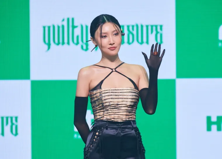 Hwasa Age, Height, Weight, Career, Net Worth And More