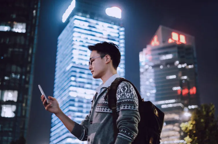 How 5G Is Transforming Mobile Wallet Transaction Speeds How 5G Is Transforming Mobile Wallet Transaction Speeds