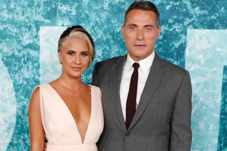 Rufus Sewell's Wife, Age, Height, Weight, Career, Net Worth And More