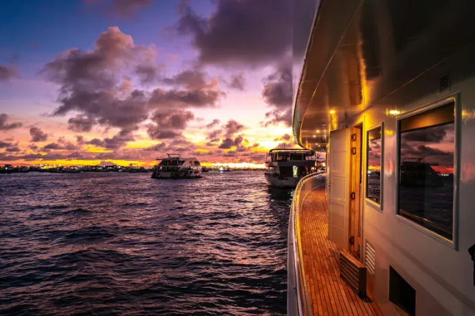 Dive into Paradise: Your Ultimate Diving Holiday in Maldives Dive into Paradise Your Ultimate Diving Holiday in Maldives