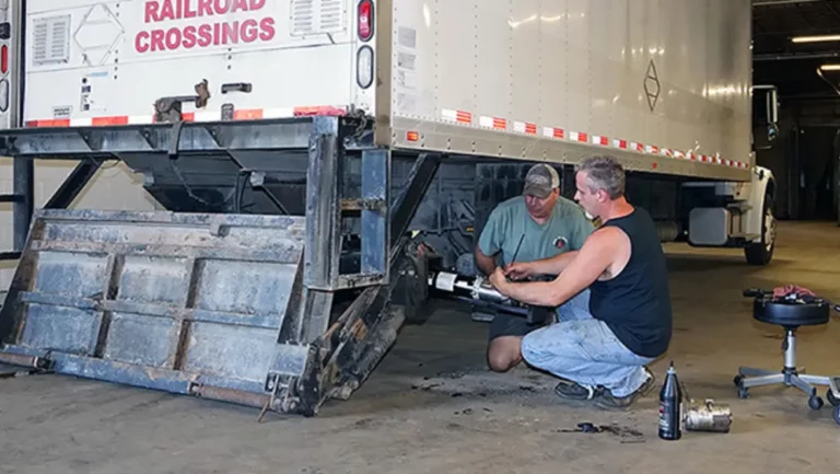 Top Benefits of Professional Liftgate Repair Services in Texas