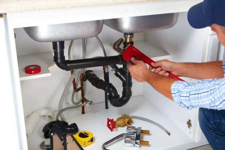Simple Ways to Maintain Your Home’s Plumbing System Simple Ways to Maintain Your Home's Plumbing System